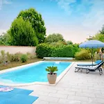 Maison d'hôtes D'hotes Les Tuilières 3*