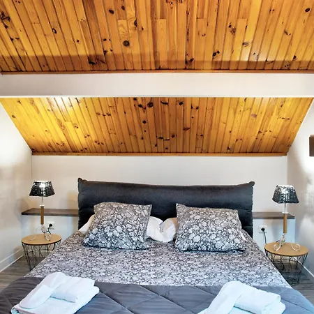 Pensjonat D'hotes Les Tuilieres 3*