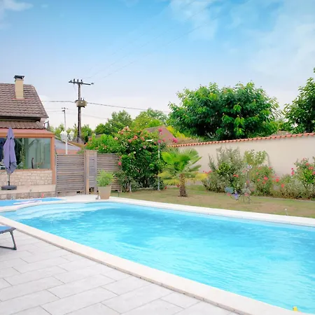 Pensjonat D'hotes Les Tuilieres 3*